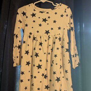 Wonder Nation Girls Dress 4T – Long Sleeve Black Star Print on Cream